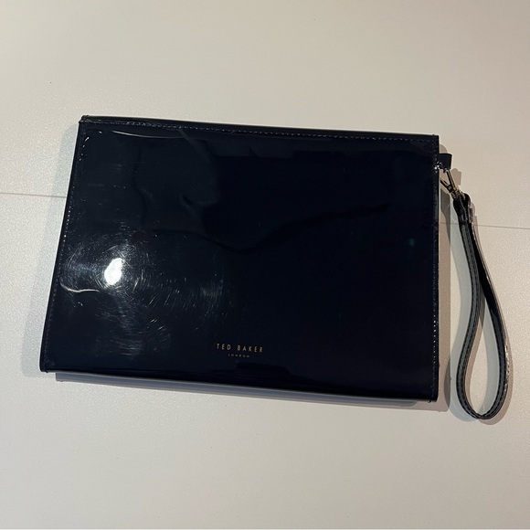 TED BAKER LONDON - Flourish Envelope Pouch Navy Patent PVC Pastel Flower Clutch